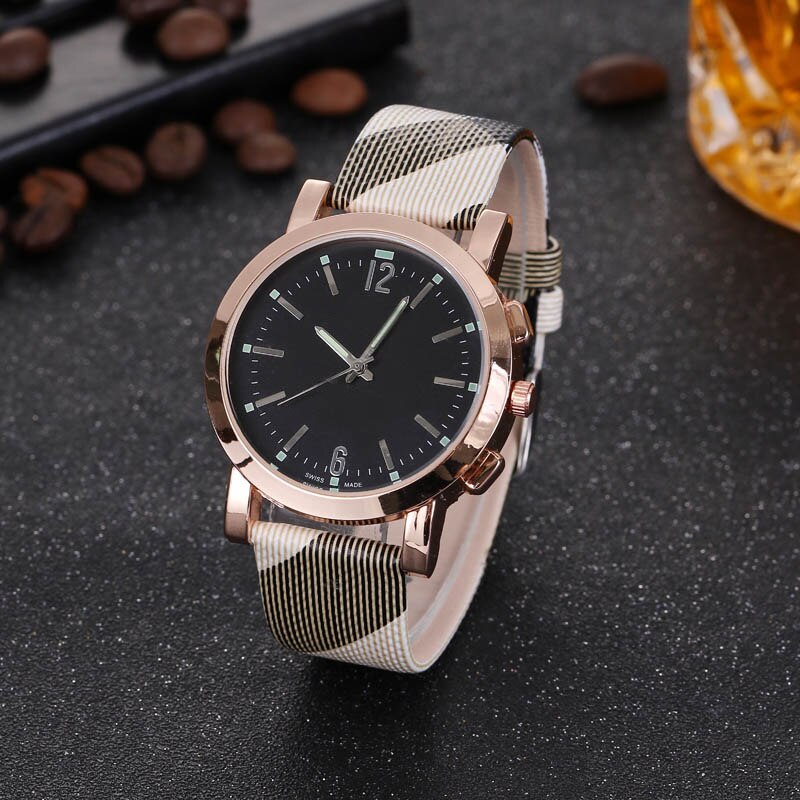 Luxe paar horloges heren dames quartz horloge aaa sport waterdicht tafel lederen band horloge paar montre: Zwarte mannen