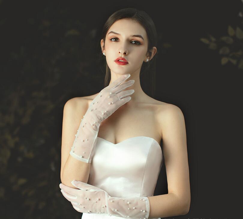 Wedding Glove Long Finger Bridal Gloves Party Dress Tulle Gloves with Imitation Pearl Decoration Wedding Accessories