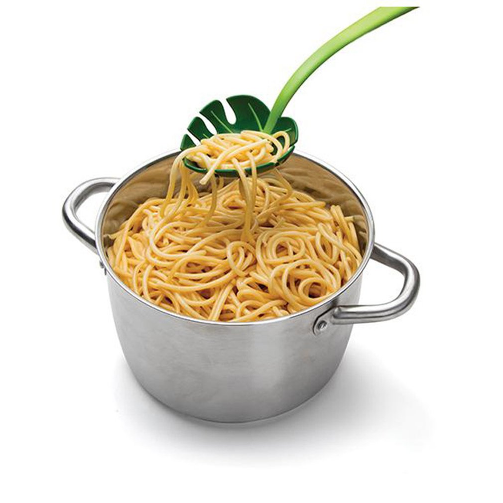 Green Monstera Leaf Colander Multifunctional Long-Handled Spaghetti Slotted Serving Spoon Salad Slotted Spoon For Home Kitchen