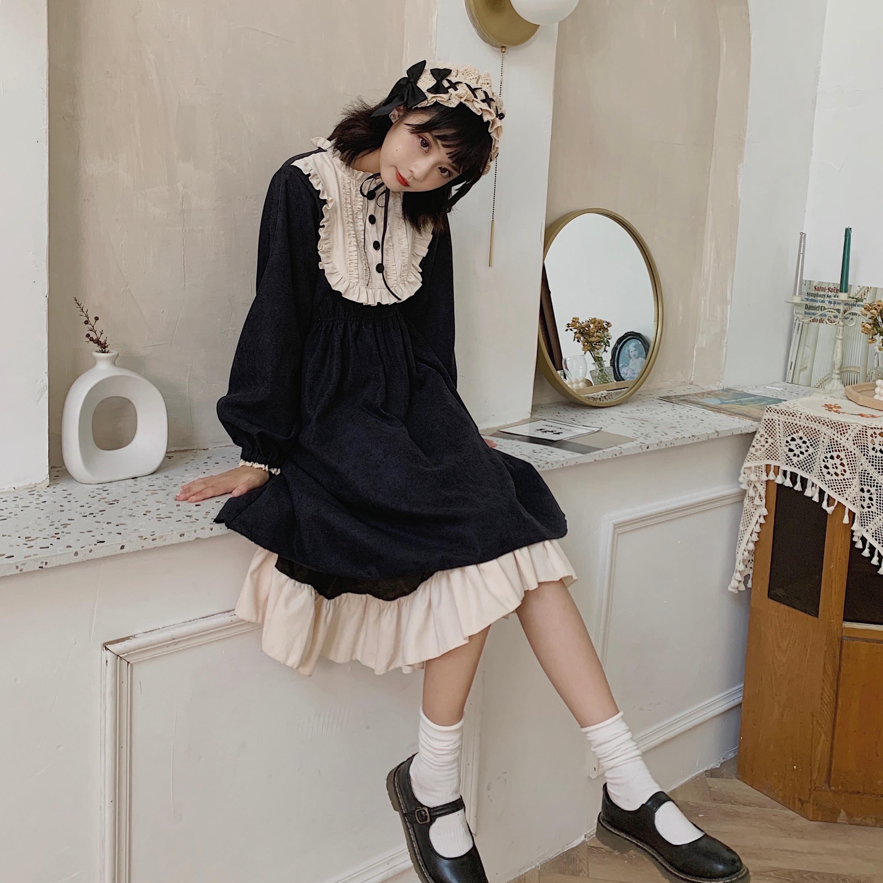 Lolita dress vintage Dark Japanese Loli soft sister Lolita daily dress women autumn