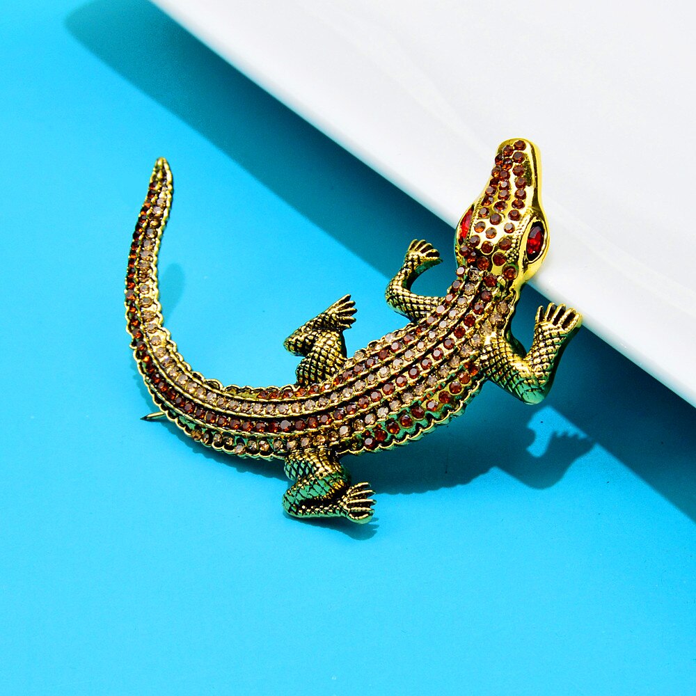 Cindy Xiang Rhinestone Crocodile Broche