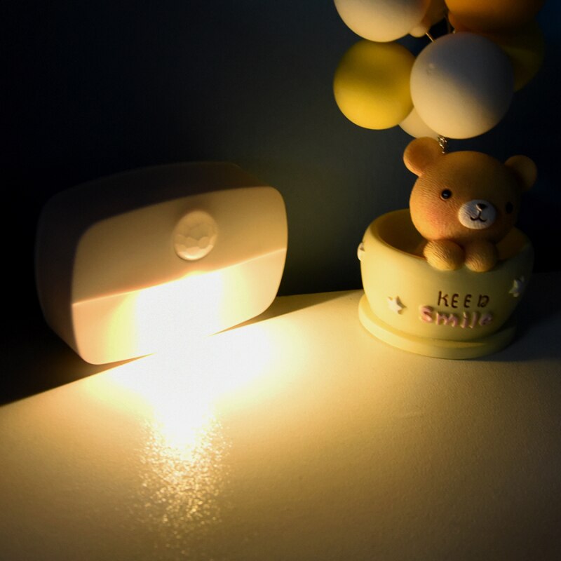 5pcs Wireless PIR Motion Auto Sensor LED Night Lights Hallway Closet Stair Room Lamps