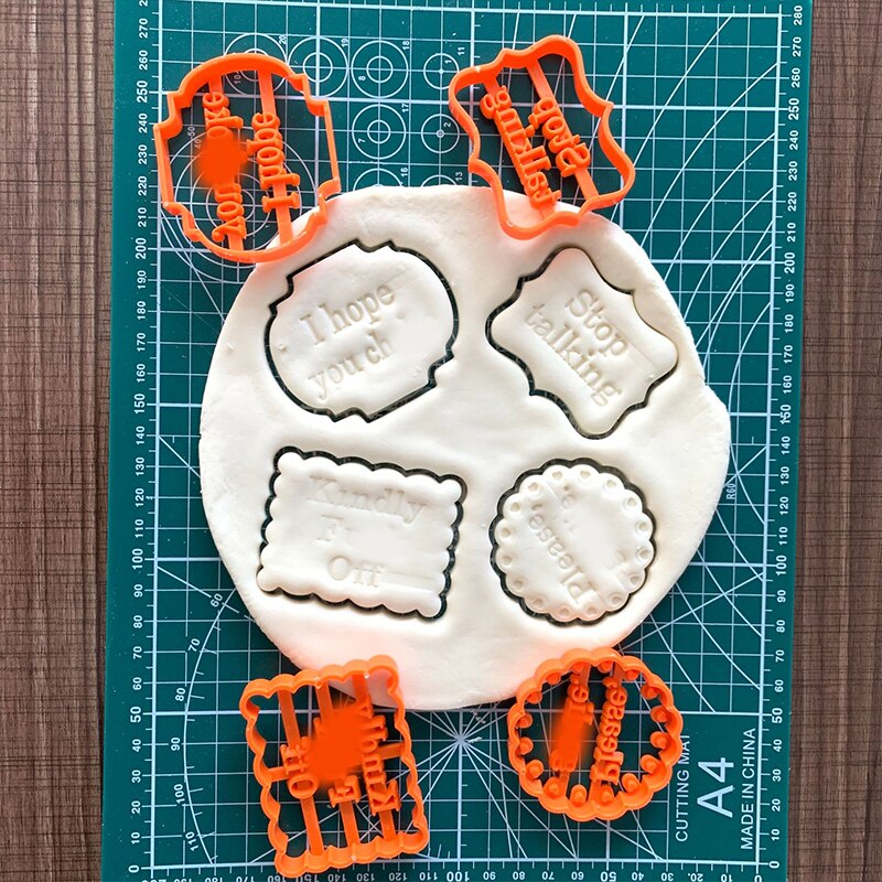 4 stk småkageforme med gode ønsker kagestempel kageværktøj kikseform til bagning af fondant udstikker