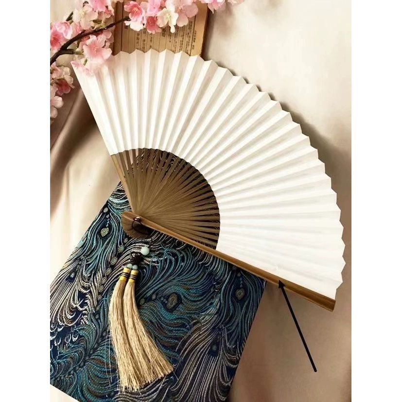 Abanicos de papel de baile, abanicos de mano portátiles Hanfu Bambou, abanico de papel exquisito Para mujeres, Ventilador de bambú clásico, Abanicos Para Boda de verano: Verde claro