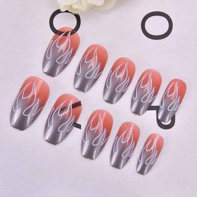 24 pièces/ensemble produit belle flamme faux ongles enfants presse sur Chic feu Style court faux ongles Punk manucure décoration