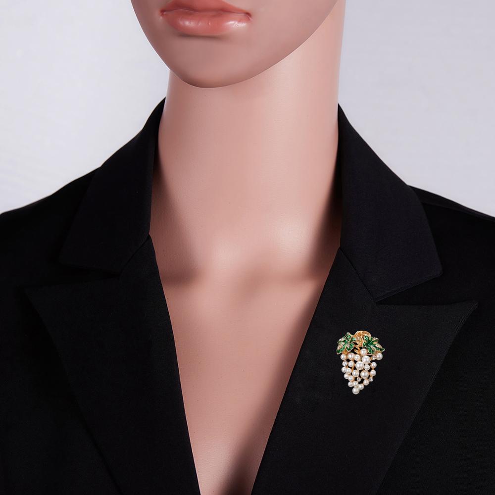 Rinhoo Grapes Brooches Gold-color Imitation Pearl Flower Brooch Rhinestone Scarf Buckle Pins Women Wedding Bridal Dresses Hijab