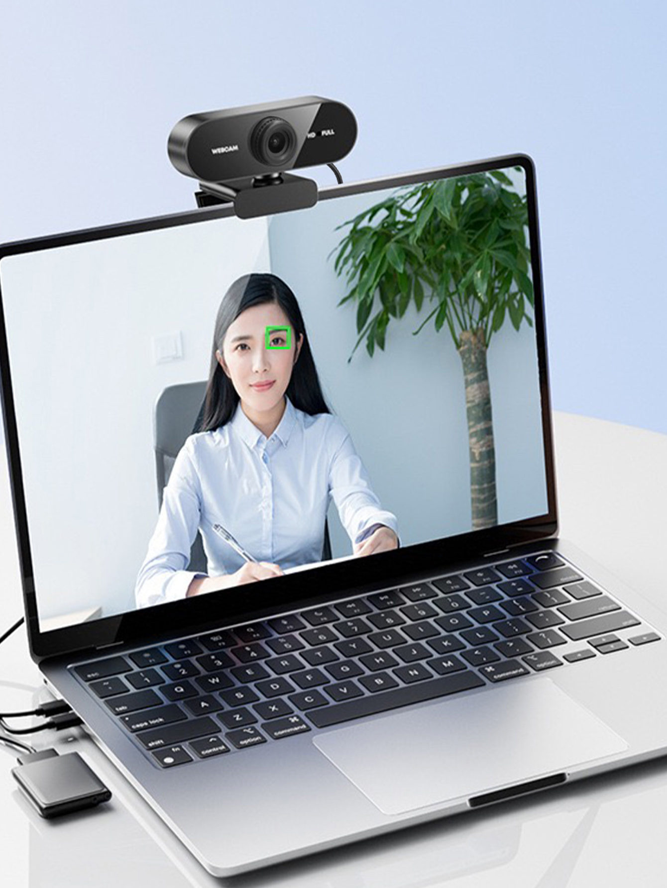 - webcam usb hd di grado 1080p (con microfono integrato), adatta per computer portatili e desktop