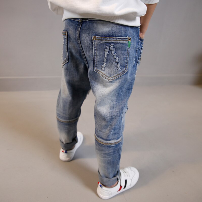 Abbigliamento per bambini 2021 autunno ragazzi buco jeans ragazzo pantaloni a matita primavera bambini casual leggings all'aperto pantaloni per bambini in denim