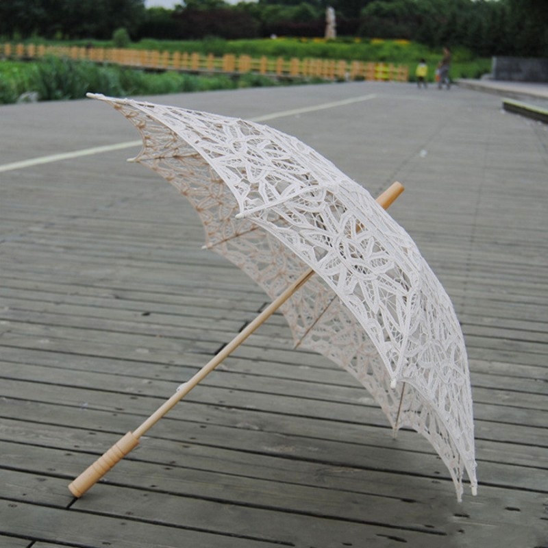 Parapluie victorien, fantastique, en dentelle, pour mariée et mariée