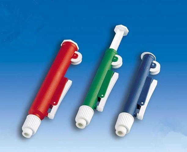 En  pc 2ml,10ml,25ml- pumpe pipette grøn, rød, blå laboratorieudstyr pipetter
