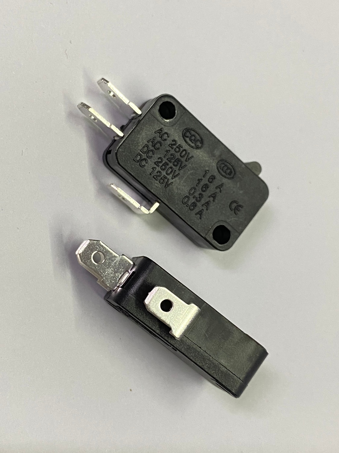 2pcs KW1-103 micro switch 15A 125V large micro switch limit microwave oven micro switch