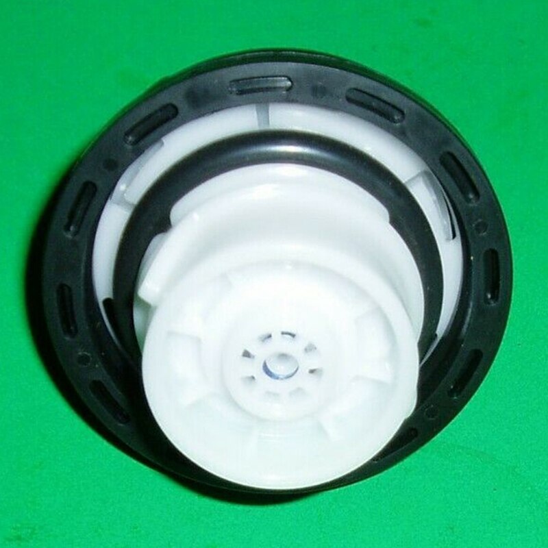 17726.17 Gas Cap, Locking for 2003-Current Jeep Wrangler TJ/LJ/JK/JKU/JL/JLU/JT