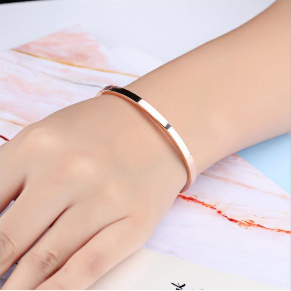Preço de fábrica moda quatro cores 316l aço inoxidável cristal pulseiras para mulher