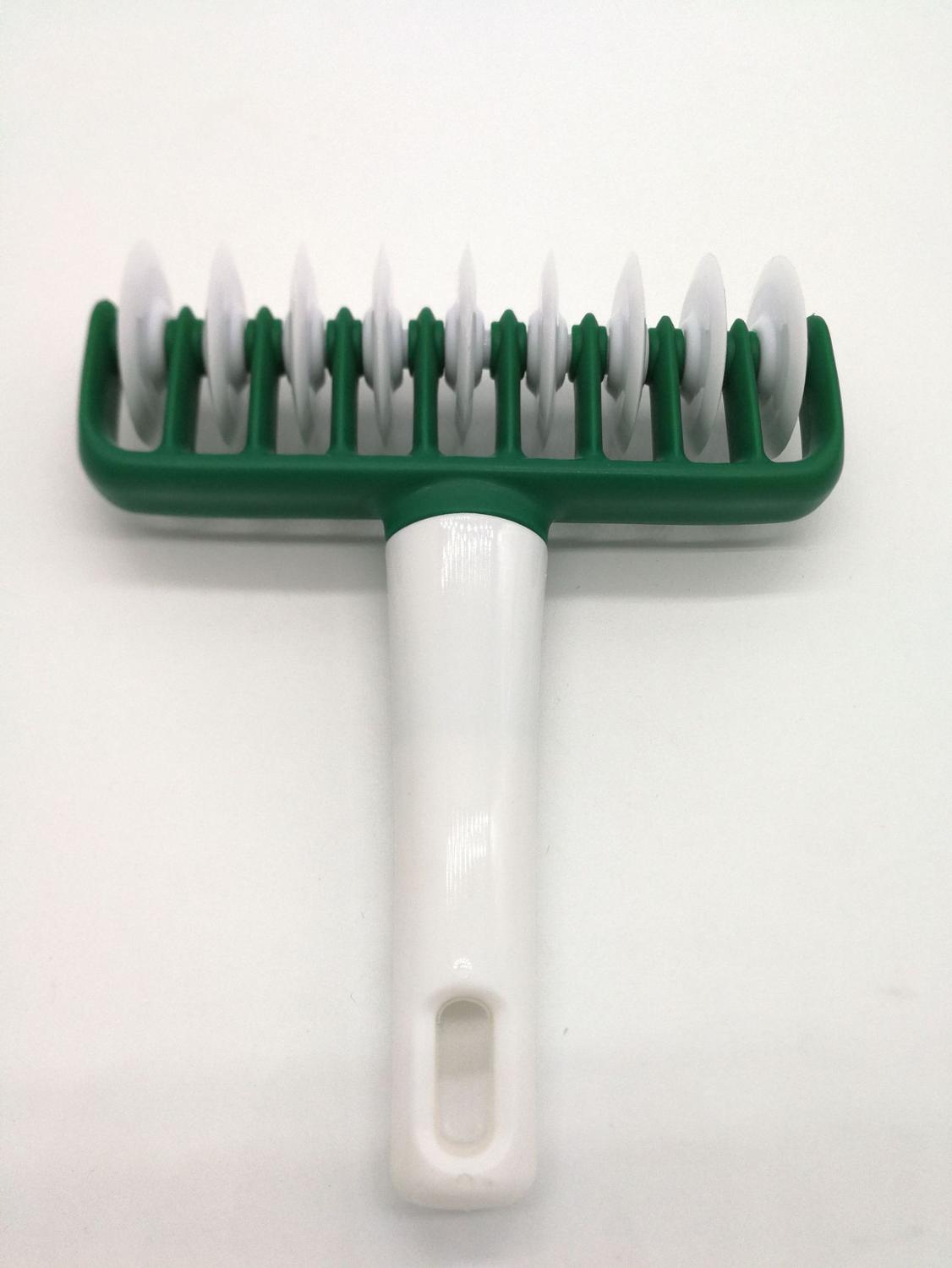 Pasta Maker Cutter Spaghetti Machine Jagged Teeth Noodle Cutter Portable Plastic Running Wheel Pasta Roller: black