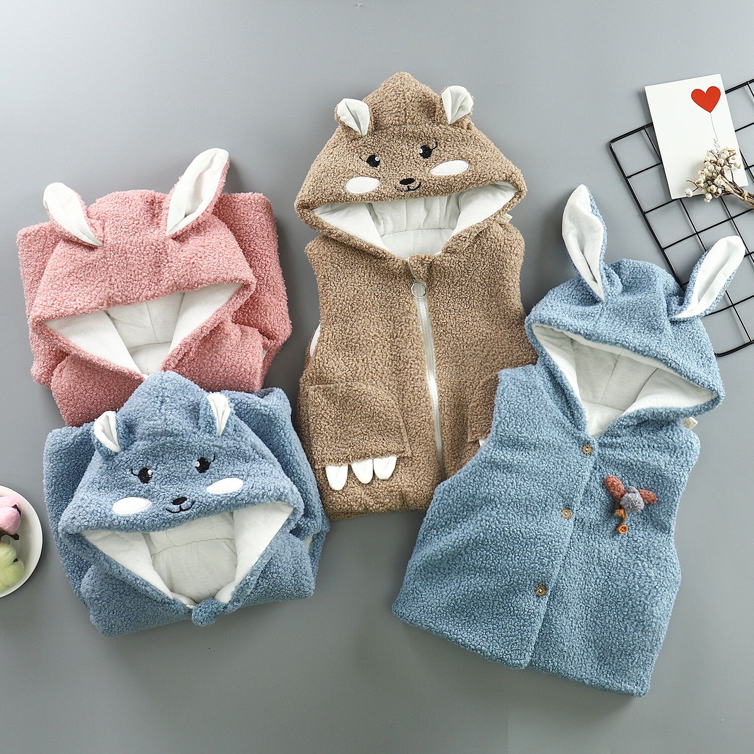 Baby girls vest for autumn and winter children's vest outer wear thick quilted vest girls warm waistcoat Cartoon bunny