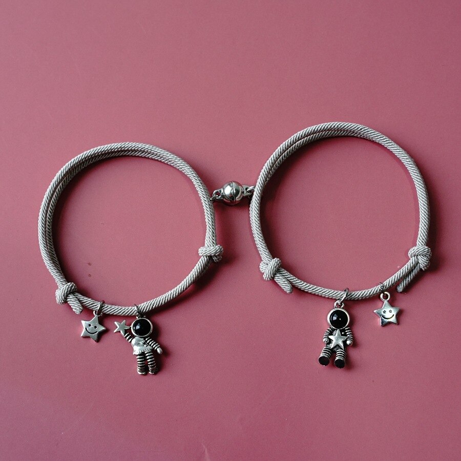 2Pcs/set Couple Bracelet Magnetic Attraction Bracelet Friendship Rope Bracelet Cute Star Astronaut Bracelet for Women
