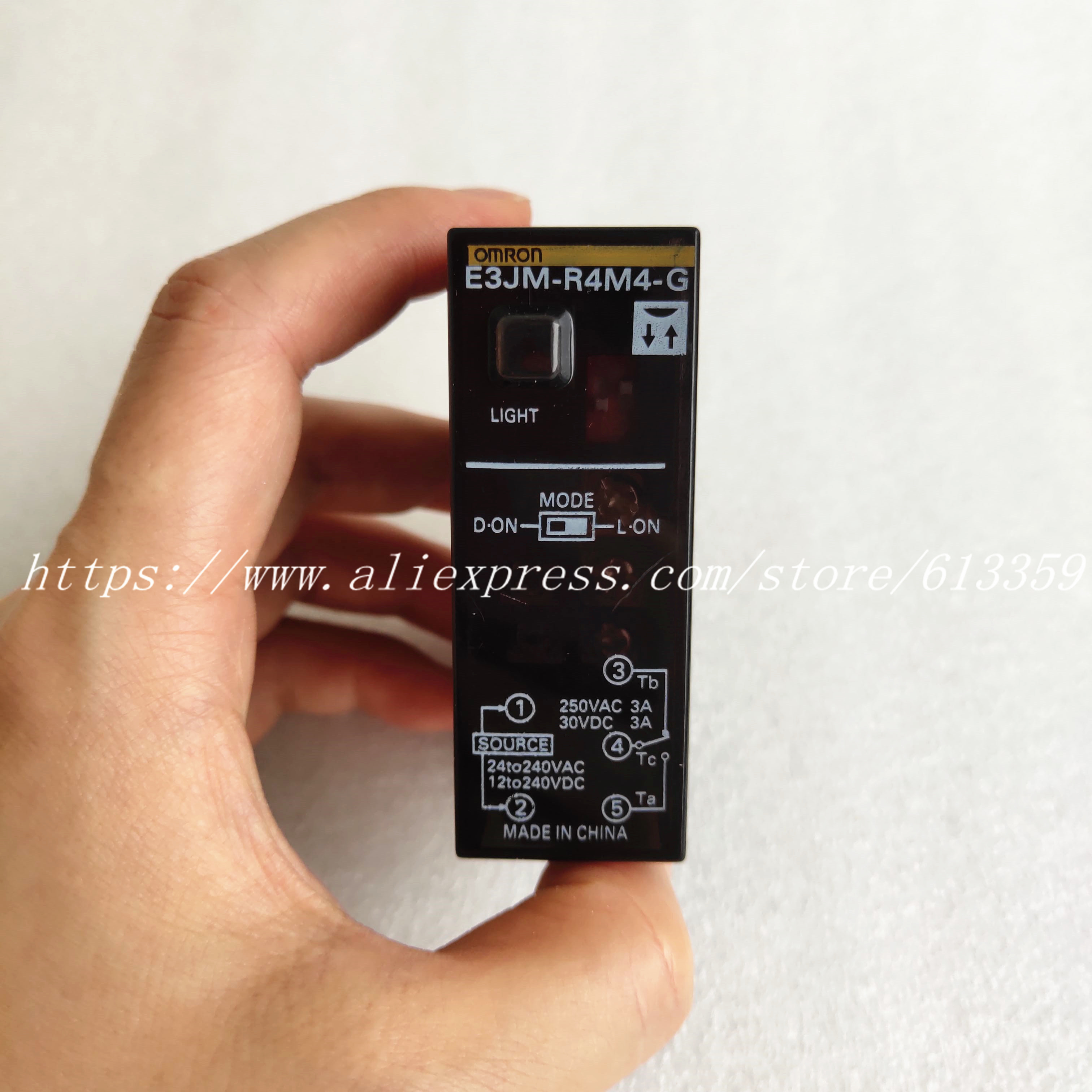 E3JM-R4M4-G Foto-elektrische Sensor Omron 100%