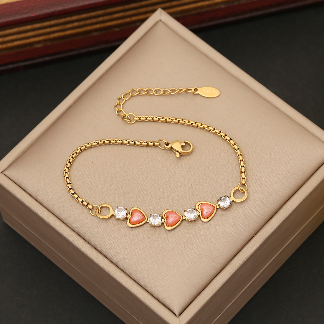 Acciaio inossidabile 316L New Fashion Fine Jewelry fresco e dolce 6 colori zircone Love Heart Shape Charm Chain bracciali per le donne