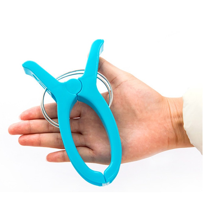 4 stk/parti stor farge vindtett strandhåndkle klips knagger klips til solseng quilt dekorative klesklyper klesklyper mini gadget