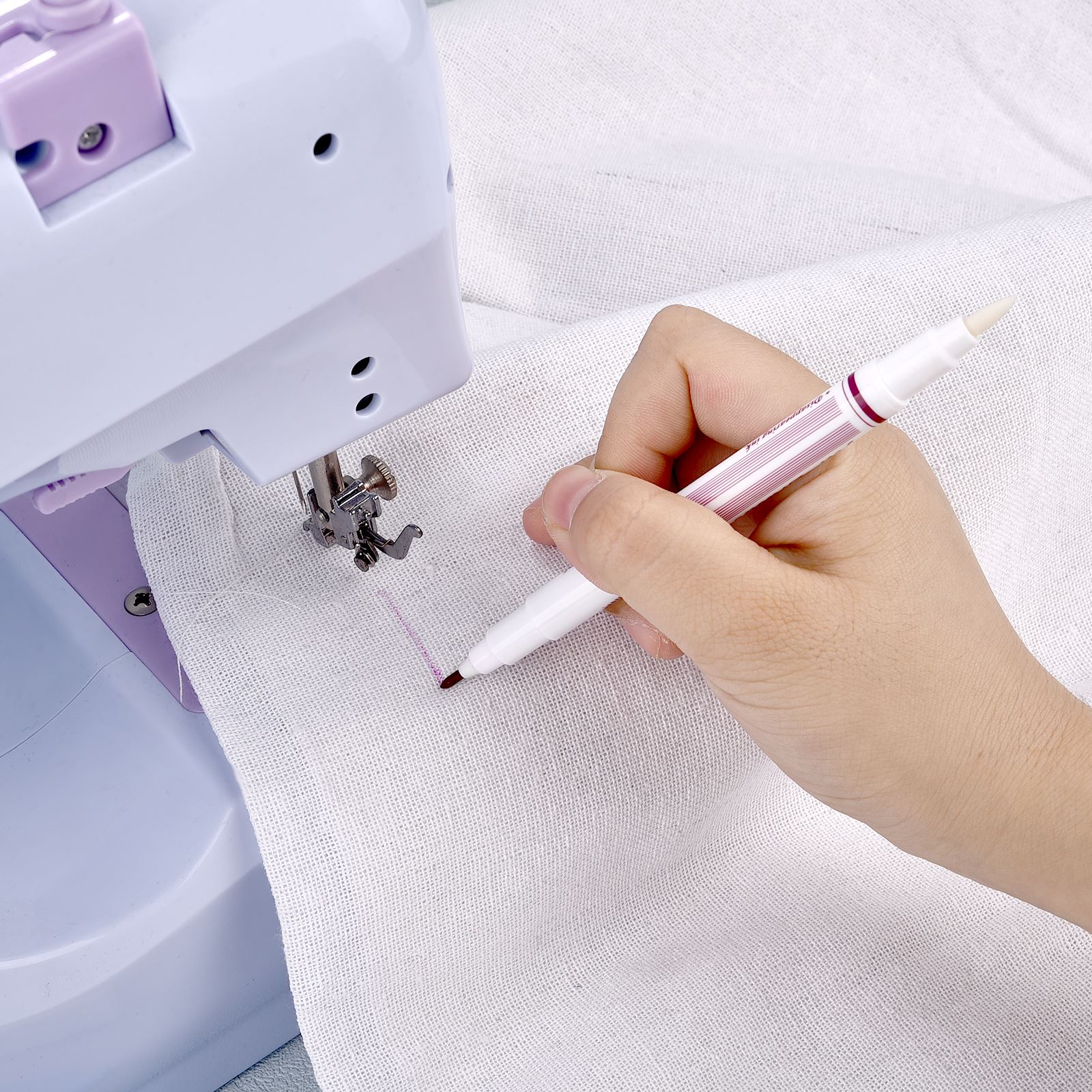 1/7pcs Ink Disappearing Fabric Marker Pen DIY Cross Stitch Water Erasable Pen Dressmaking Tailor's Pen for Quilting Sewing Tools