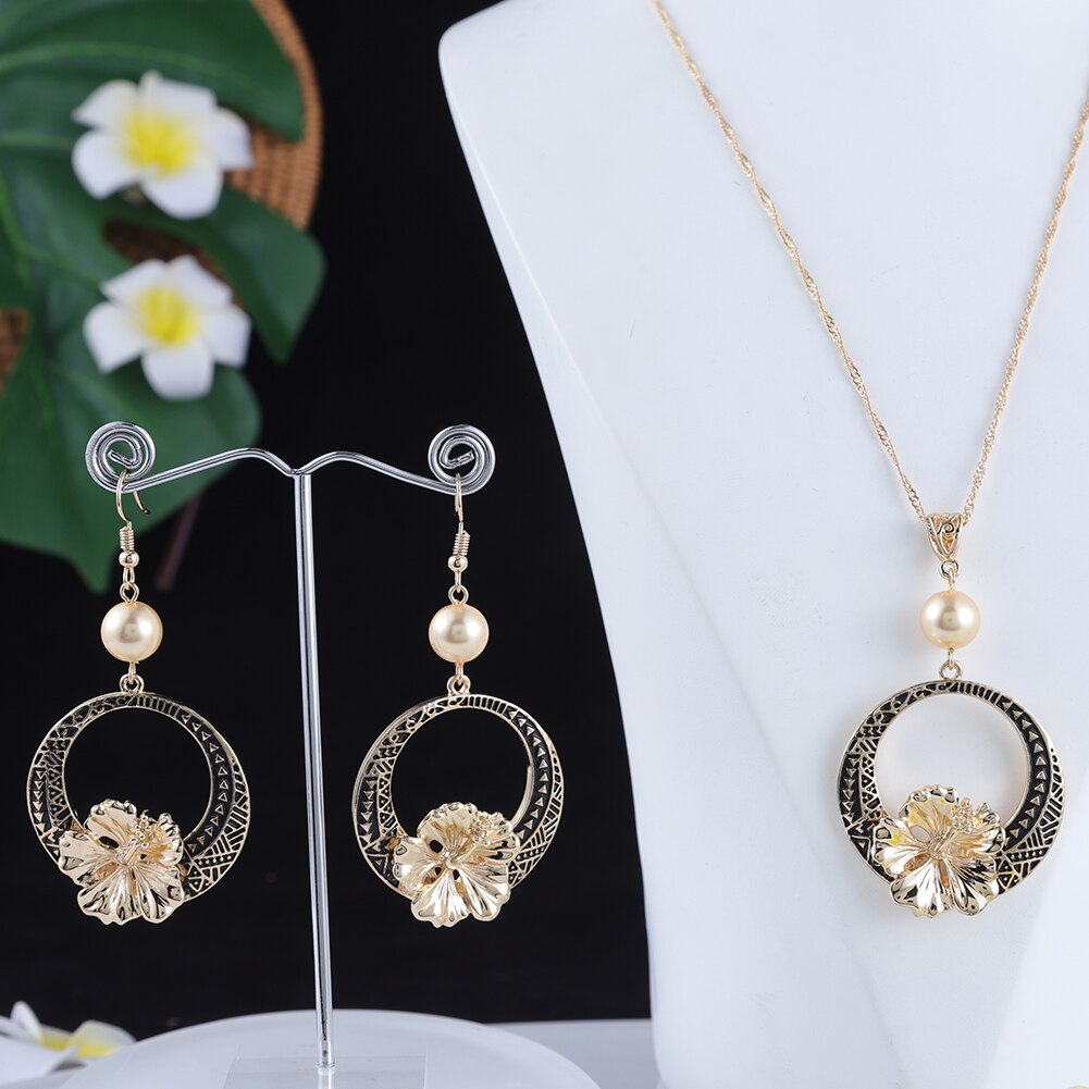 SophiaXuan Schmuck setzt Hibiskus Blumen Perle Halskette einstellen hawaiisch Polynesian Gold Überzogene Halskette setzt für Frauen: ZH0610GOYE