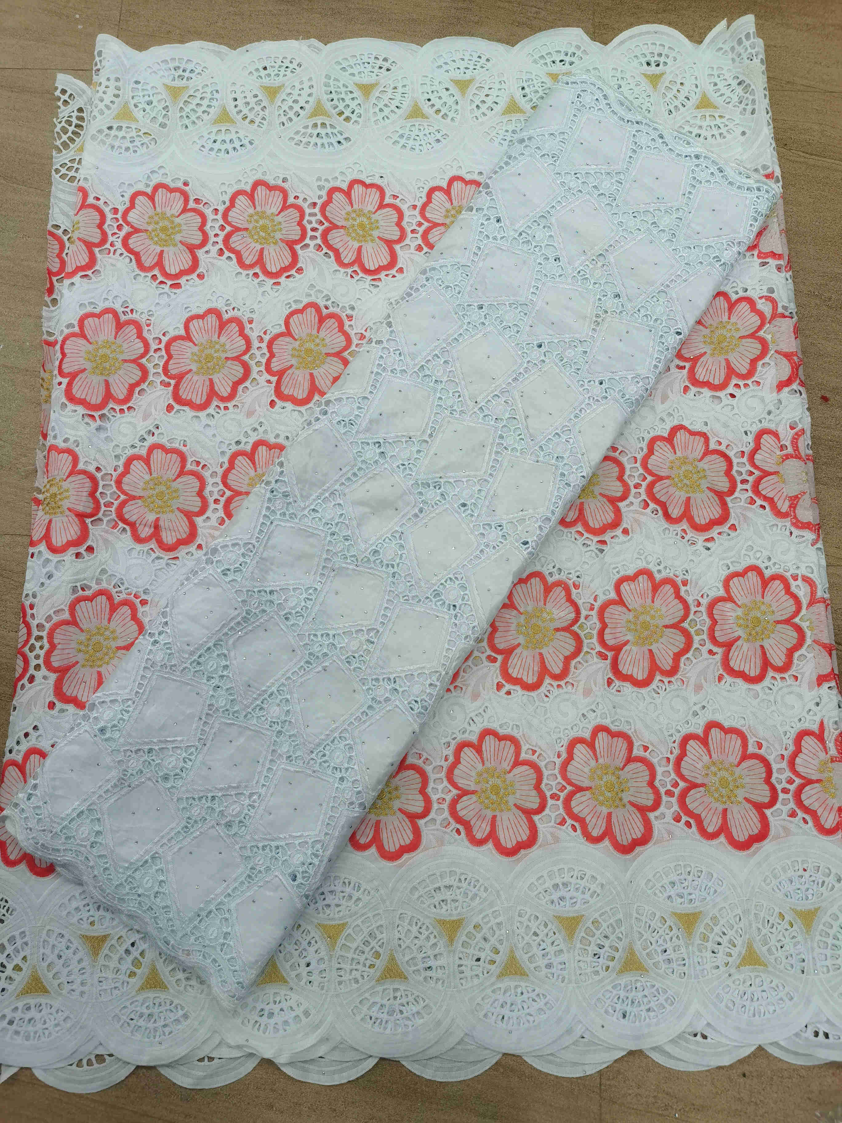 2.5 y tissus en dentelle suisse,  +2.5 y bazin brode riche broderie africaine, 100%  tissus en coton, voile suisse en dentelle populaire de style dubaï: 18
