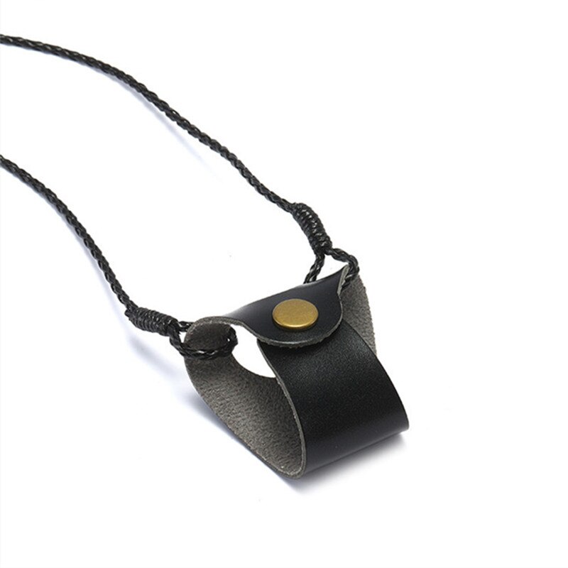 Hangende nekclip brillen tassen dames heren draagbare etui leren brillenkoord schattige beschermhoes: Zwart