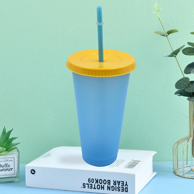 1/5 st färgförändrande plasttumblare återanvändbara missfärgningskopp med lock och halm: Blå