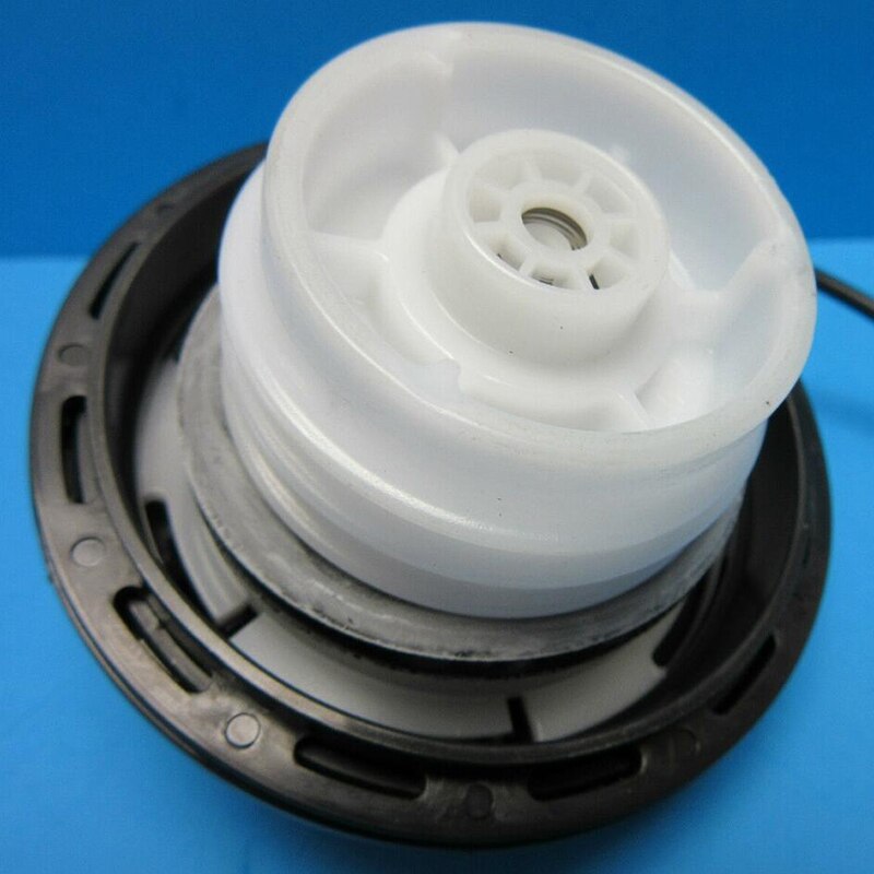 GT231 Fuel Tank Cap Fuel Tank Gas Cap Assembly for GMC 99-04 Silverado and Sierra