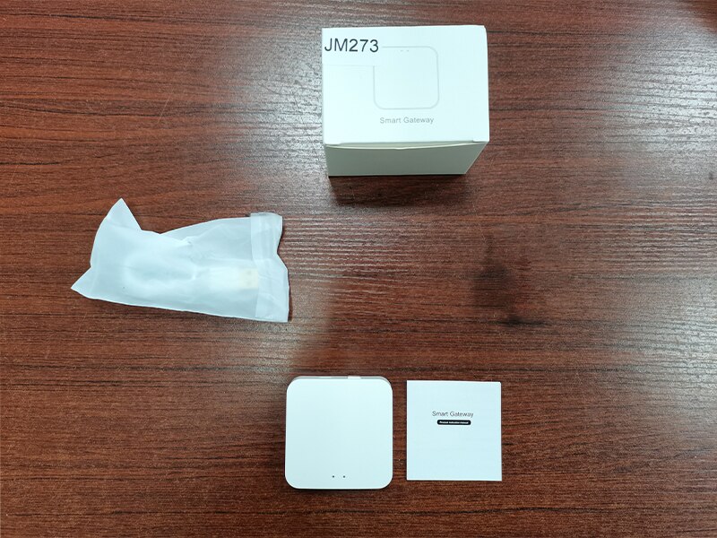 Wireless Smart Home Tuya ZigBee Gateway Hub Device Support add APP Gateway Smart Light Control ZigBee 3.0 Remote Controller: Gateway without plug