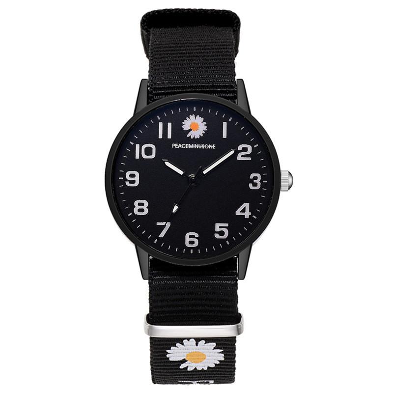 Kleine Daisy Armbanduhr Frauen Nylon Strap Kleid Quarzuhr Einfache Wilden Freundinnen Paar Uhr Geburtstag Frauen: f