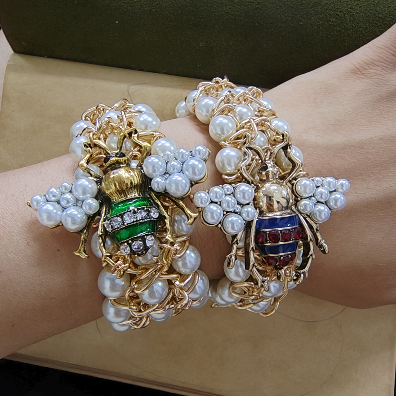 Luxury Handmade Elastic Pearl Bee Bracelet Bangle Jewelry For Women Party