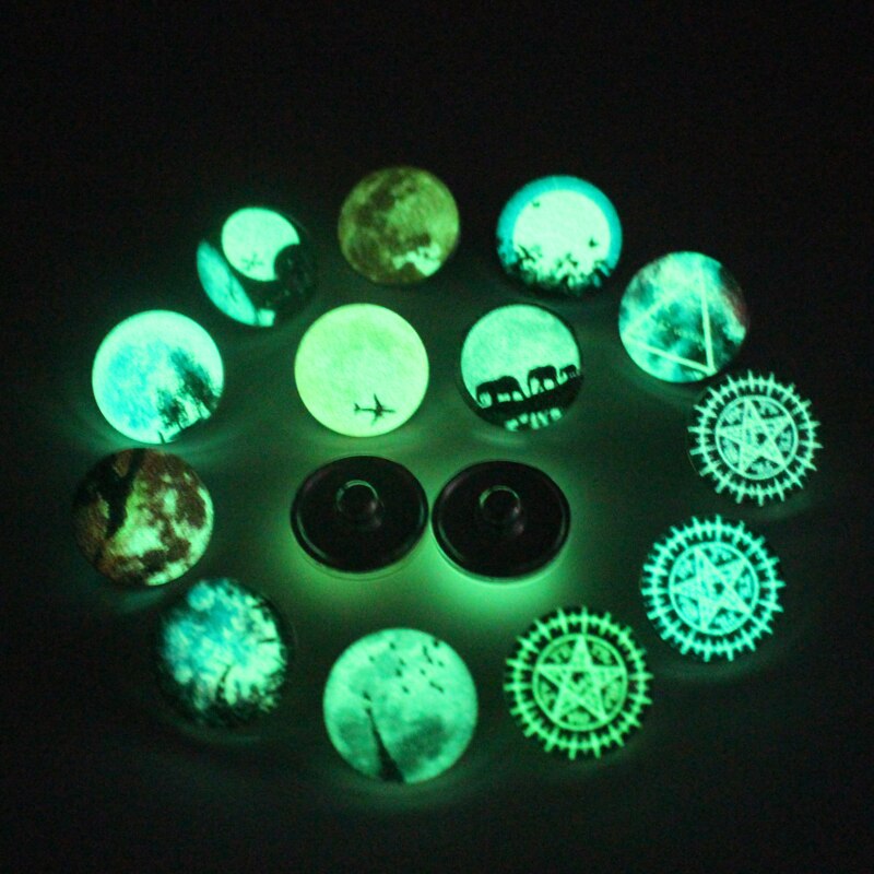 10 stks/partij Noctilucence fluorescentie Snap Knoppen Charms 18mm Animal Print Glas Knoppen Fit DIY Snap Armbanden & Bangle Sieraden