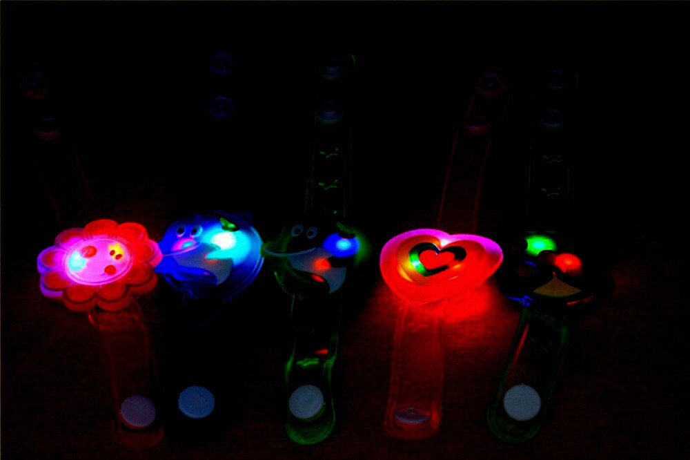 Multicolor Licht Flash Speelgoed Pols Hand Nemen Dance Party Diner Party Voor Kid Led Willekeurige Colorlamps licht