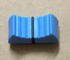Universal stage dj mixerpult skyderhætte straight slide potentiometer plast trykknap sort hvid rød: 8mm blå