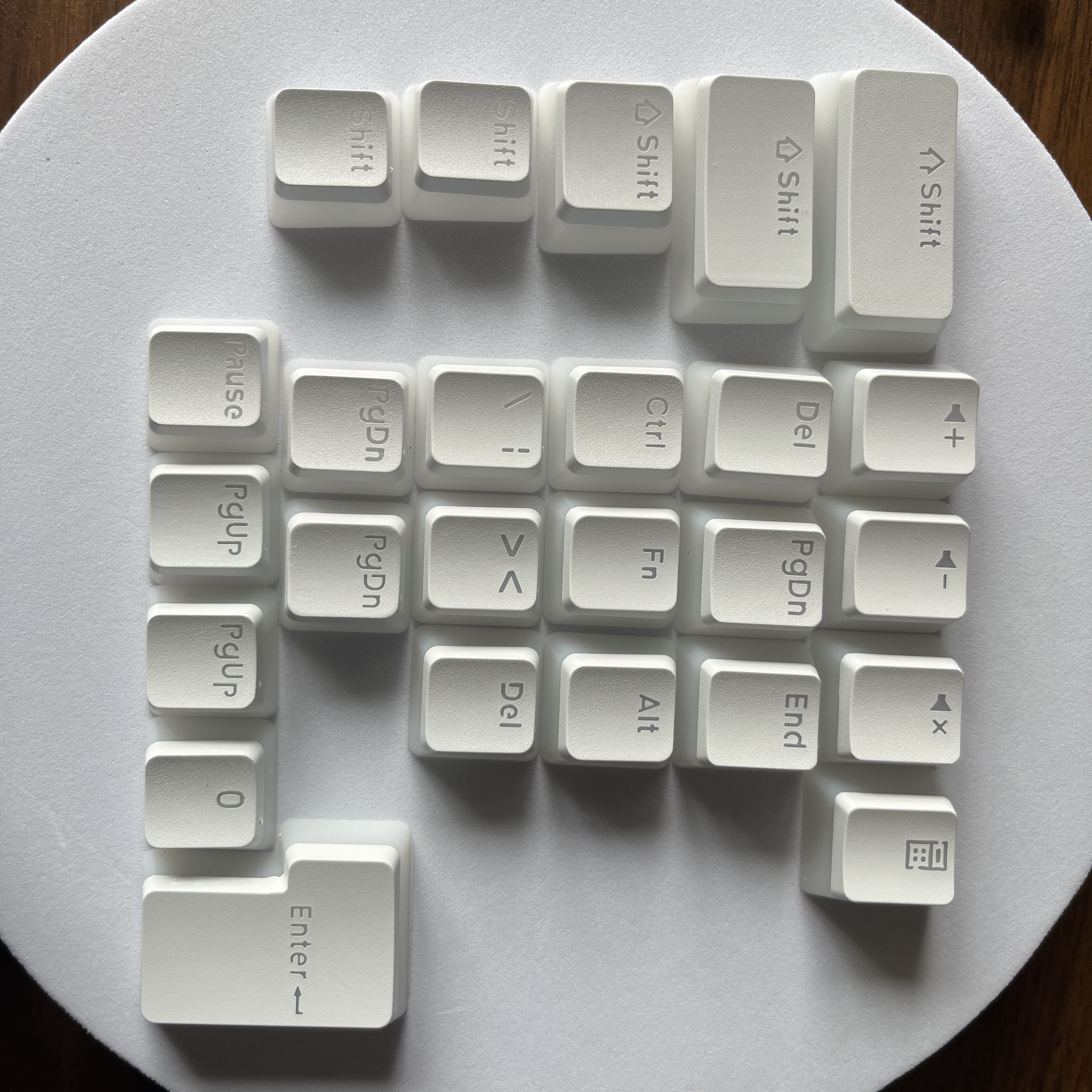 Supplemento per copritasti di dimensioni speciali: Bianco