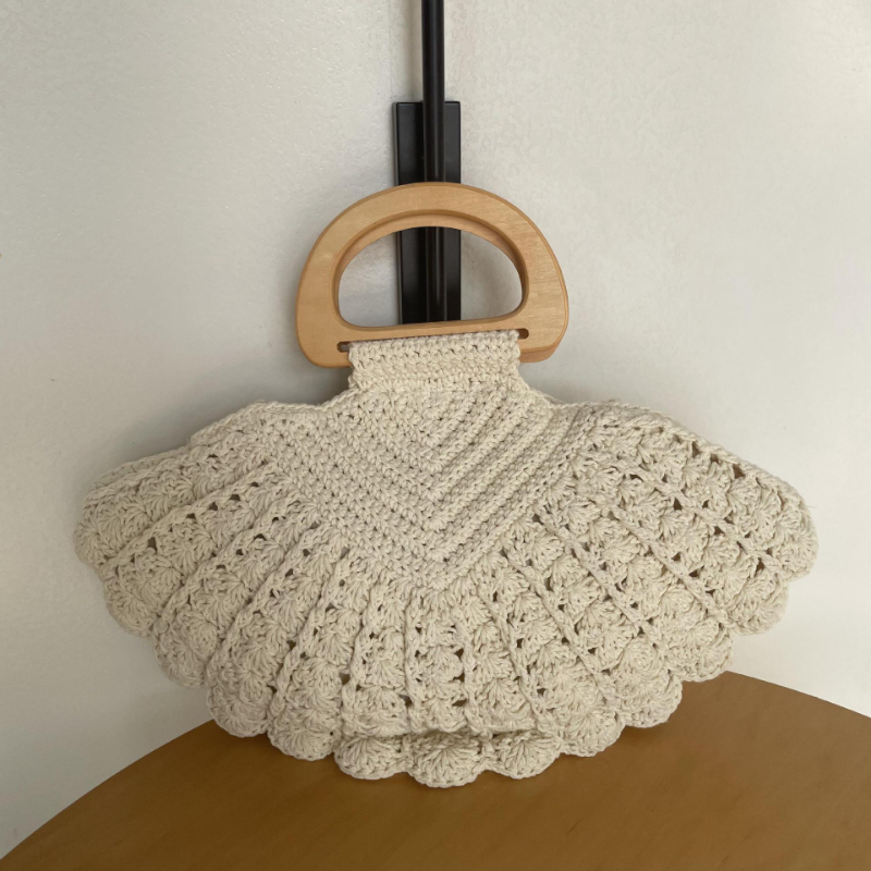 Gebreide schelpentas met houten handvat Boheemse stijl Elegante vakantiehandtas Casual magnetische drukknoop Trendy strandhandtas voor woon-werkverkeer