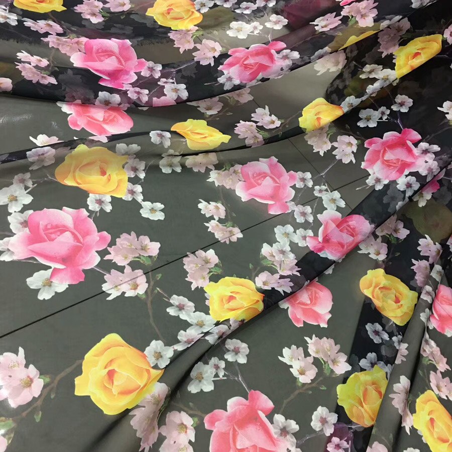 Chiffon Rose stof polyester stof Dunne stof mode shirt stof Bloemen gedrukt chiffon