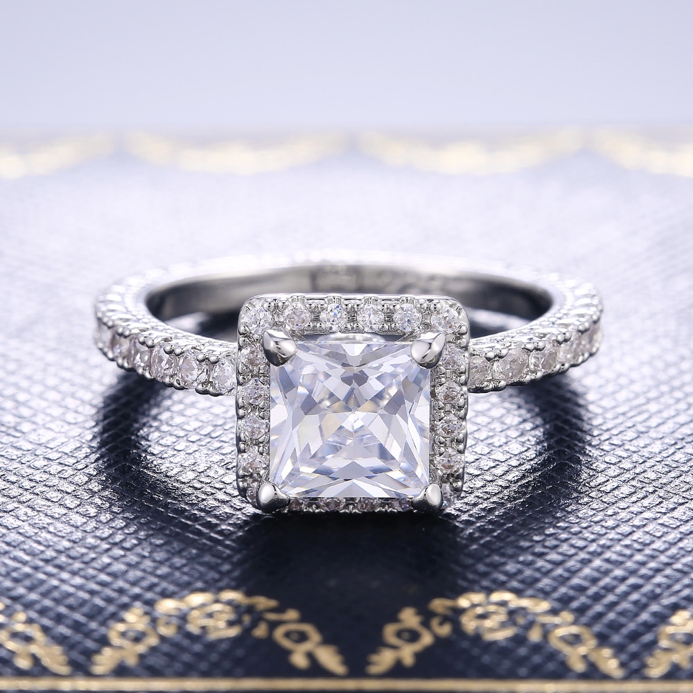 Huitan-anillo cuadrado de circonia cúbica para mujer, sortija de compromiso, joyería delicada,