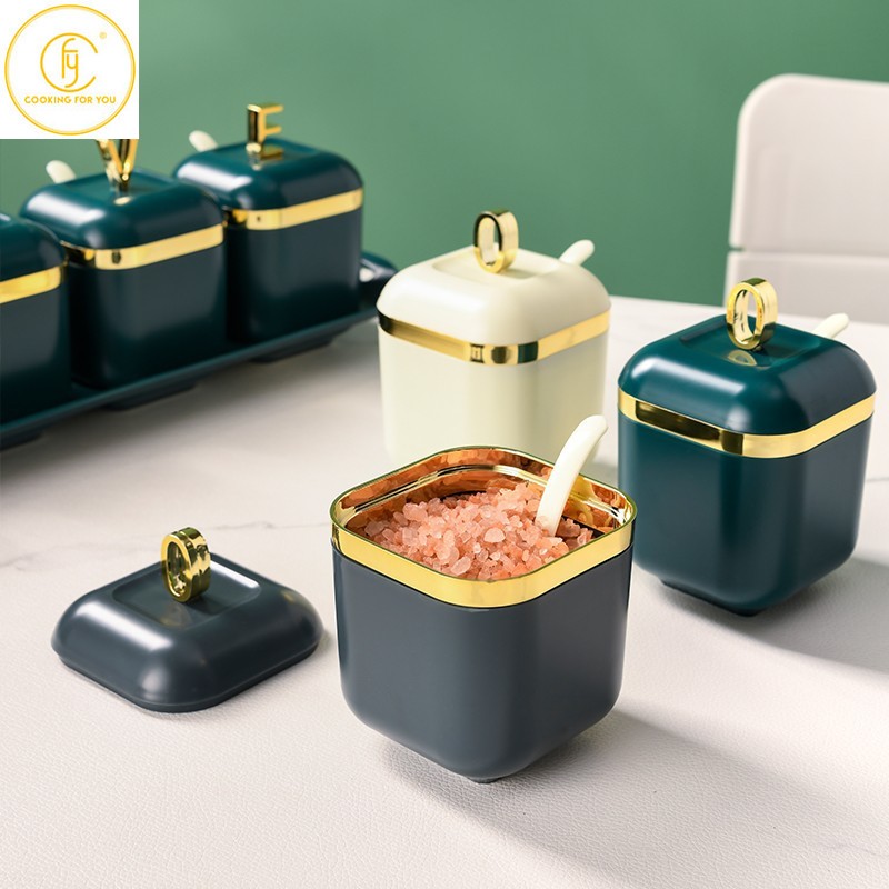 3/4Pcs Plastic Kruiden Tank Keuken Zout Shaker Opslag Organisatie Gereedschap Spice Container Bus Set Familie Spice Organisator