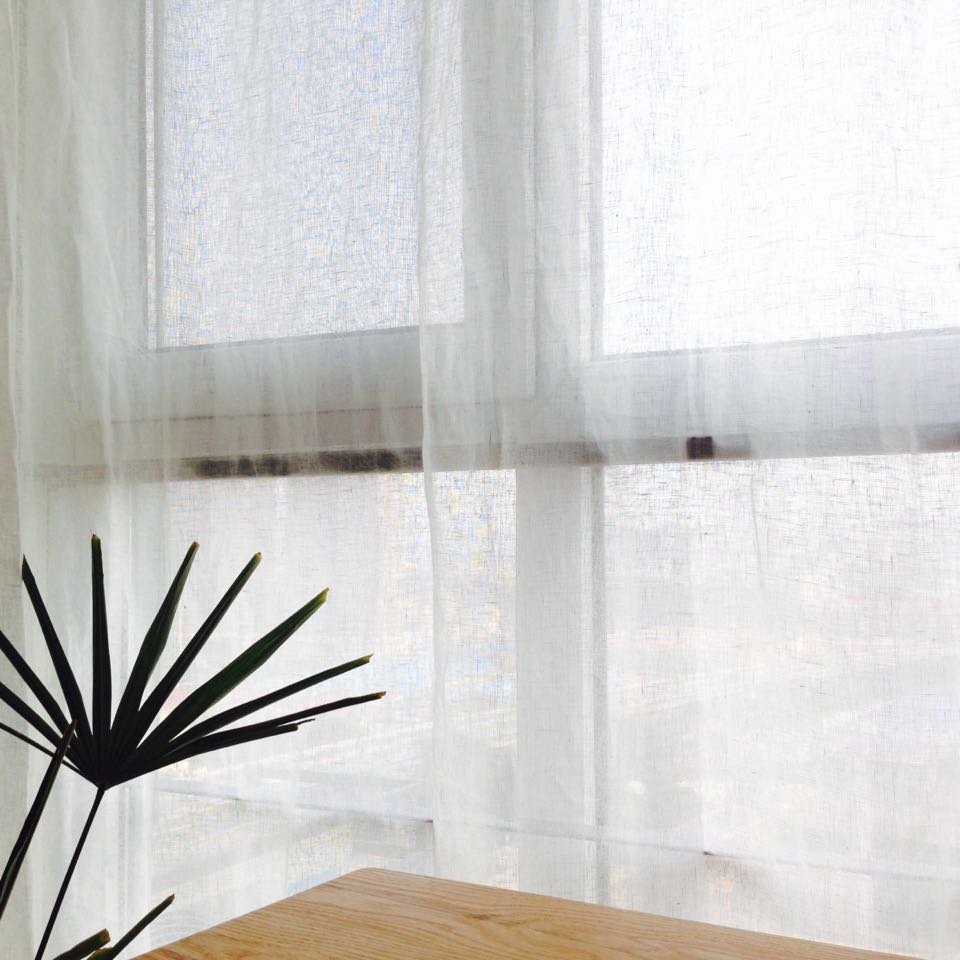 Linned voile gardiner stof - naturhvid og offwhite farver 280cm bredde 100 gsm vægt