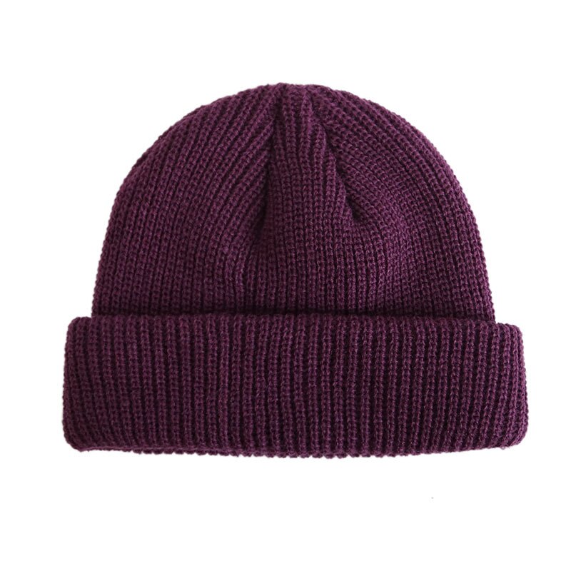 Mössor stickade mössor enfärgade kepsar för höst vinter män kort keps utomhus varm melon keps street keps dam hatt: Lila mössa