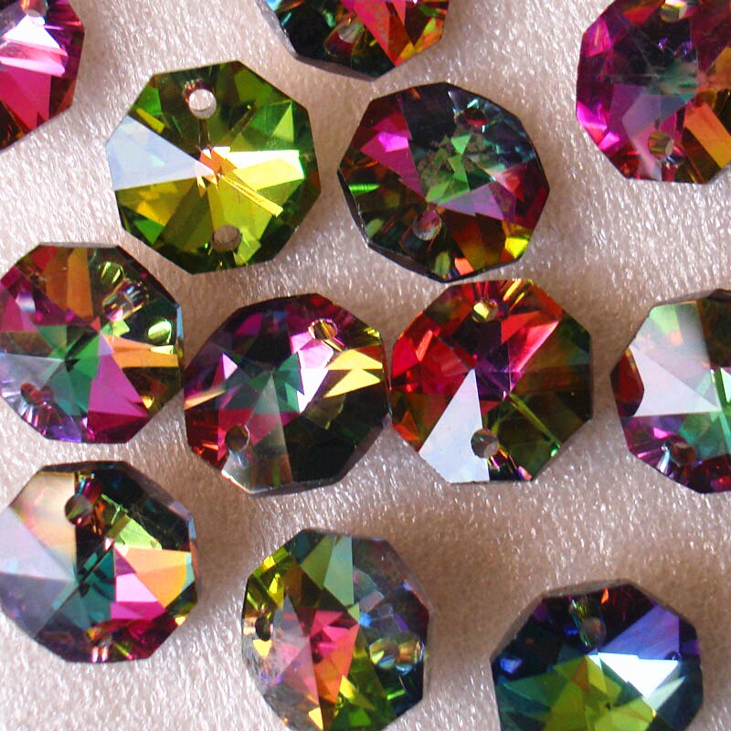 100 stk/parti 14mm regnbuekrystalllysekronedeler åttekantede perler  i 2 skrog, gardinstreng eller lampetilbehør .