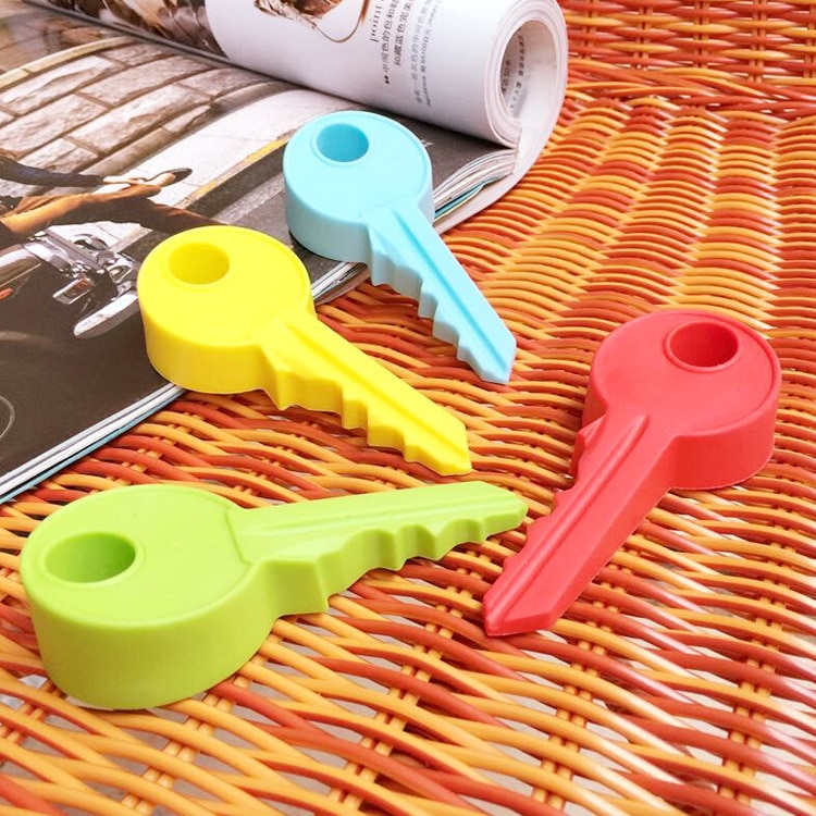 1 pc Nette Schlüssel Stil Silikon Gummi Tür Stopper Anti-Kollision Absturz Sicherheit Türstopper Heimat Dekor Kind Baby Finger schutz Keil