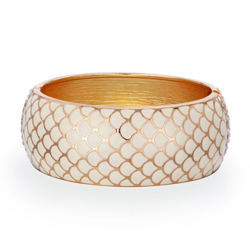 Glitrende fiskeskæl mønster armbånd til kvinder dryppende olie legering rhinsten bred armring femme bryllup smykker: Hvid