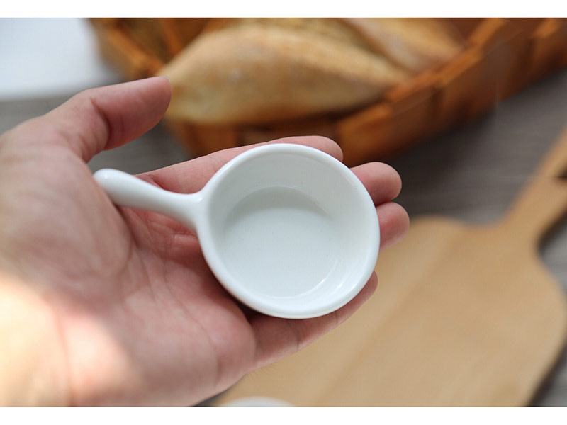 Ivoor-Witte Kleine Keramische Schotel Fotografie Achtergrond Studio Props Voor Graan Voedsel Drijfmest Brood Salade Dressing Diy Mini Items