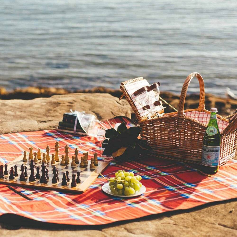 Waterproof Folding Picnic Mat Outdoor Family Kids Camping Multiplayer Beach Moisture-Proof Portable Hiking Beach BBQ Pad Blanket