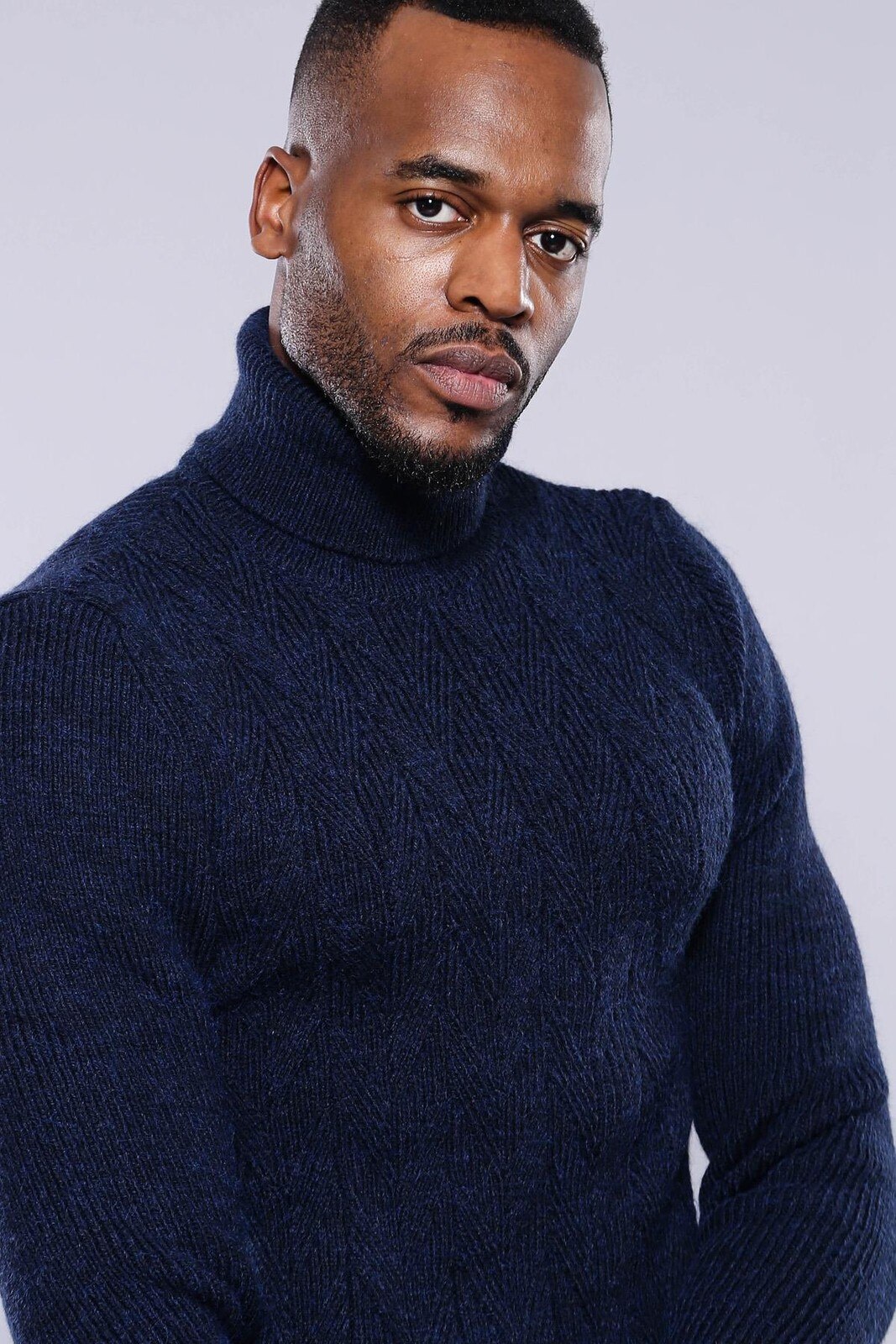 Camisola de malha marinha de gola alta wessi