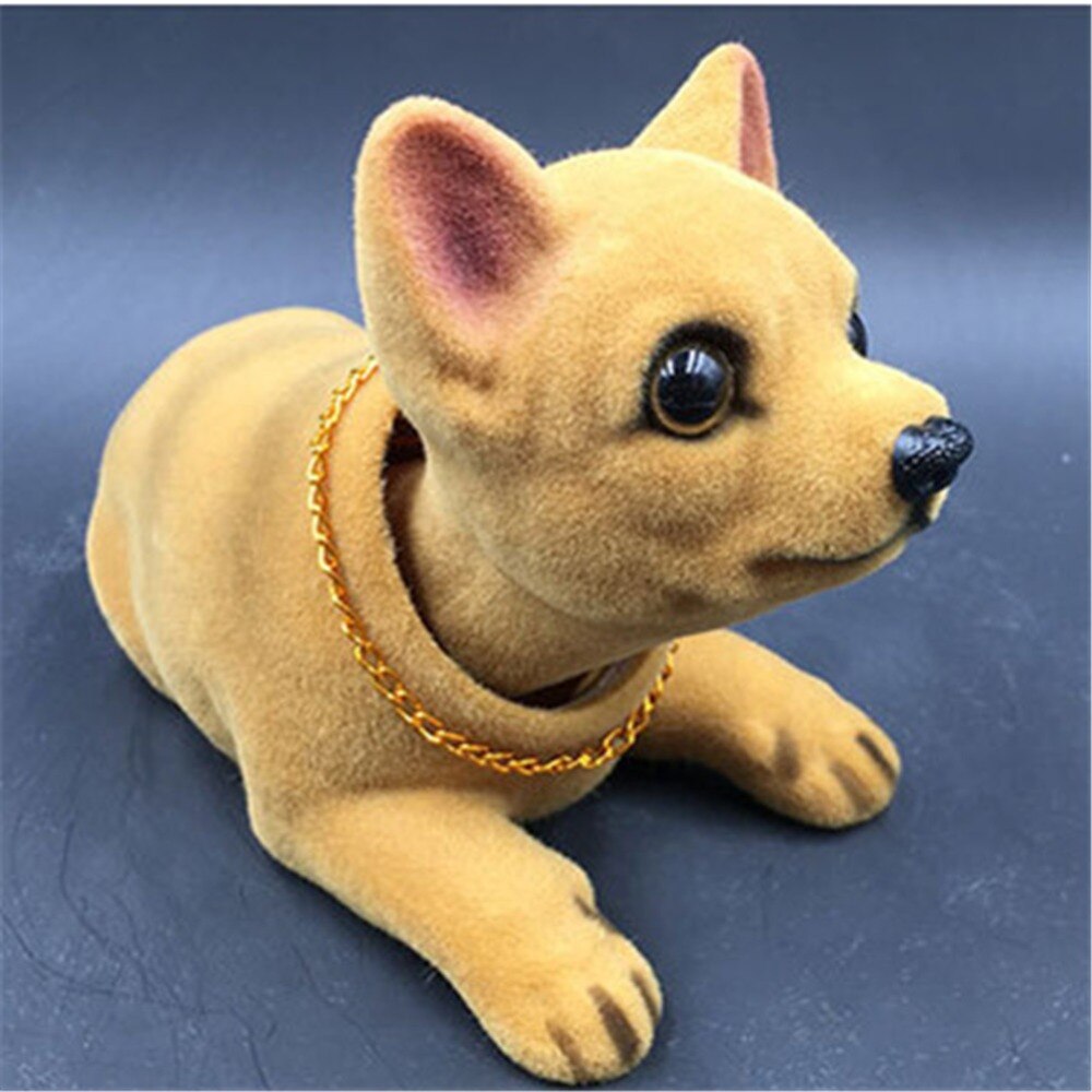 Adornos de coche para Chihuahua, juguetes para salpicadero de perros con cabeza oscilante, accesorios para coches