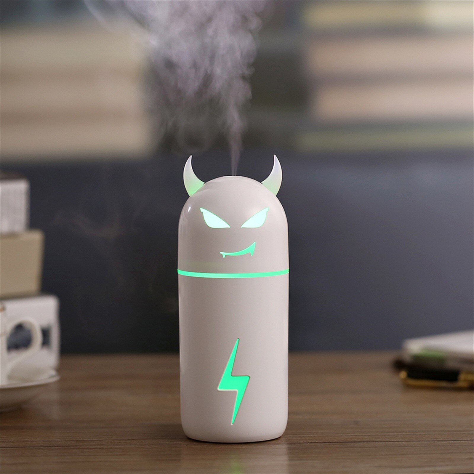 Humidificadores difusores Usb MINI, 300ML, generador de niebla de luz ultrasónica romántica, purificador de aromaterapia para el hogar y el coche, Copa deslumbrante, n. ° 4: White 